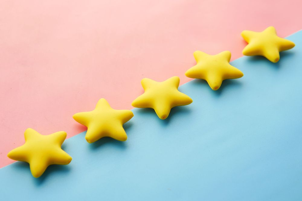 Five gold review stars